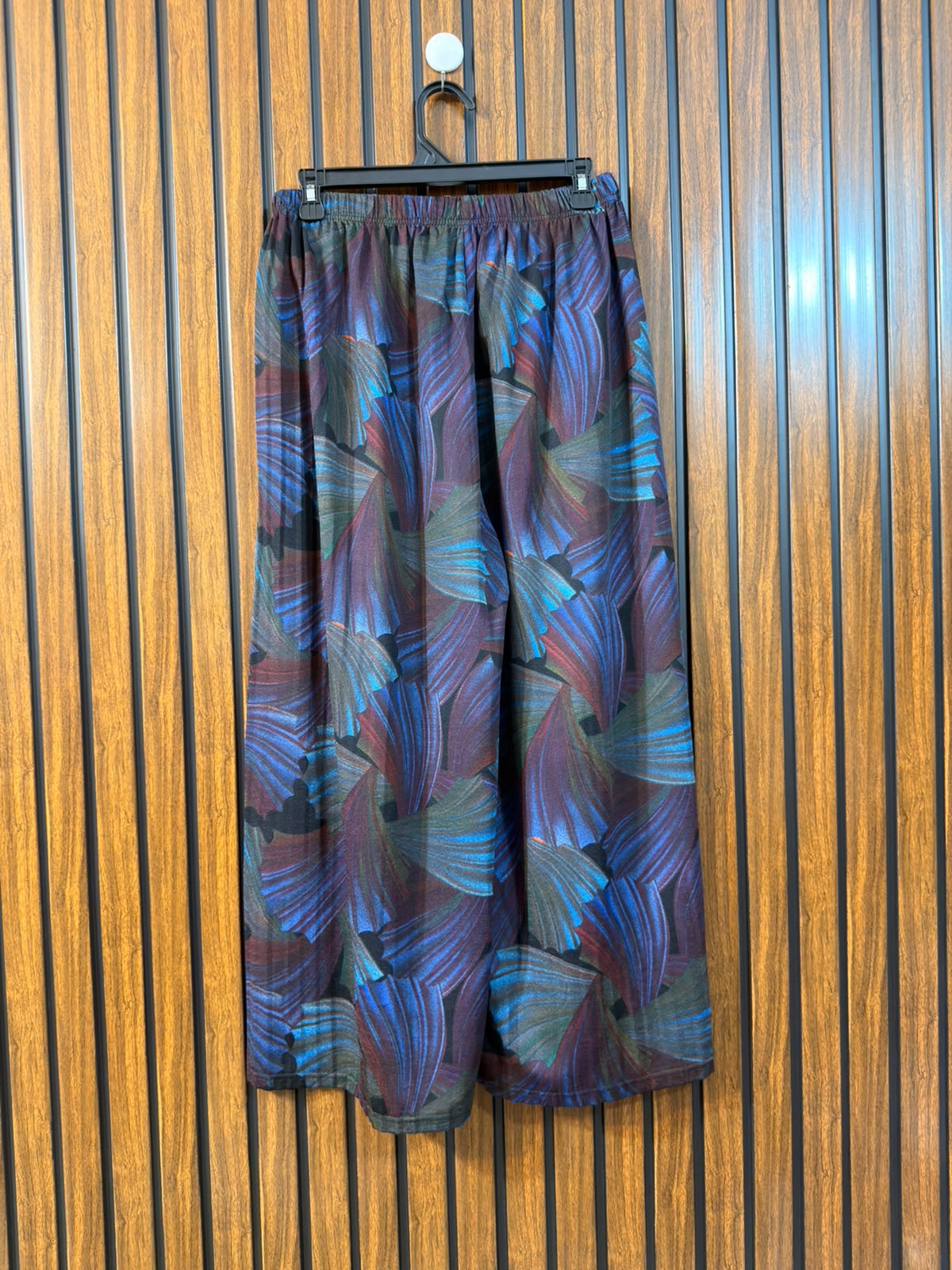 Waist 34  Length 35  Fabric Silk Jersey Branded Women’s Casual Trouser
