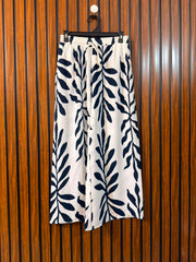Waist 30  Length 36  Fabric Georgette Classic Branded Women’s Trouser