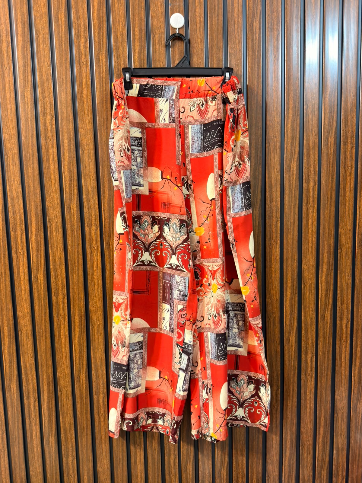 Waist 40  Length 39  Fabric Silk Western Branded Women’s Classic Trouser