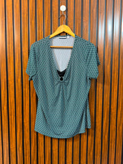 Chest 23  Lenght 25 Premium Branded Women’s T-Shirt