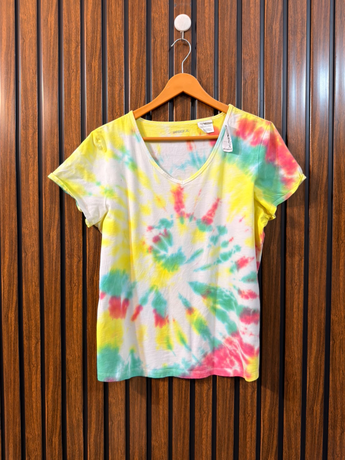 Chest 22  Lenght 23 Women’s Premium Branded T-Shirt