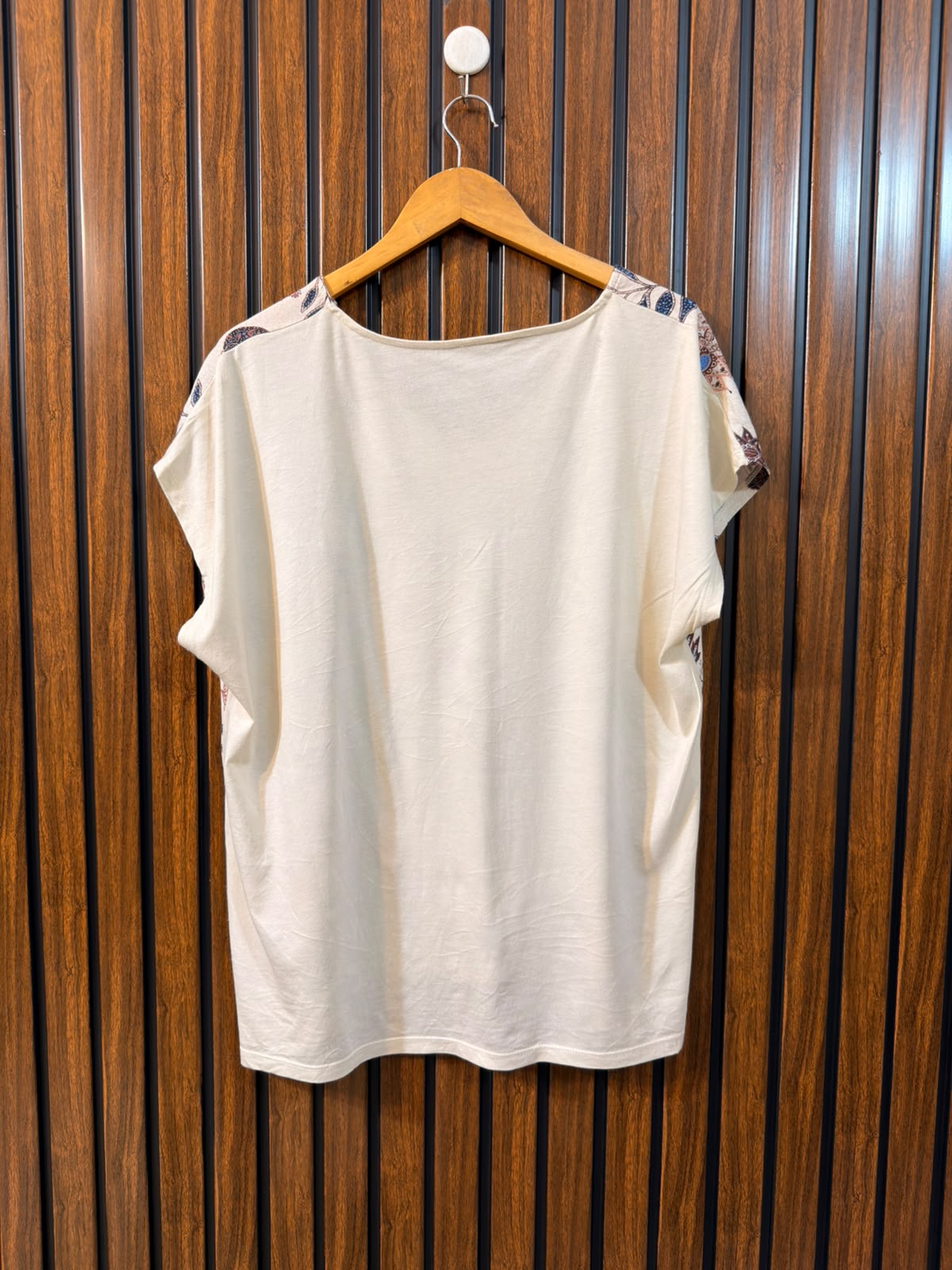Chest 23  Lenght 25 Women’s Western Branded T-Shirt