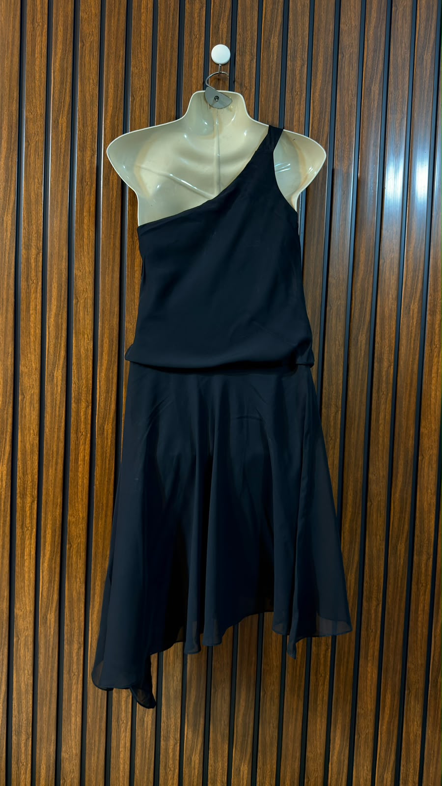 Chest 16  Length 36  Fabric Chiffon Western Brand Womens Maxi Dress