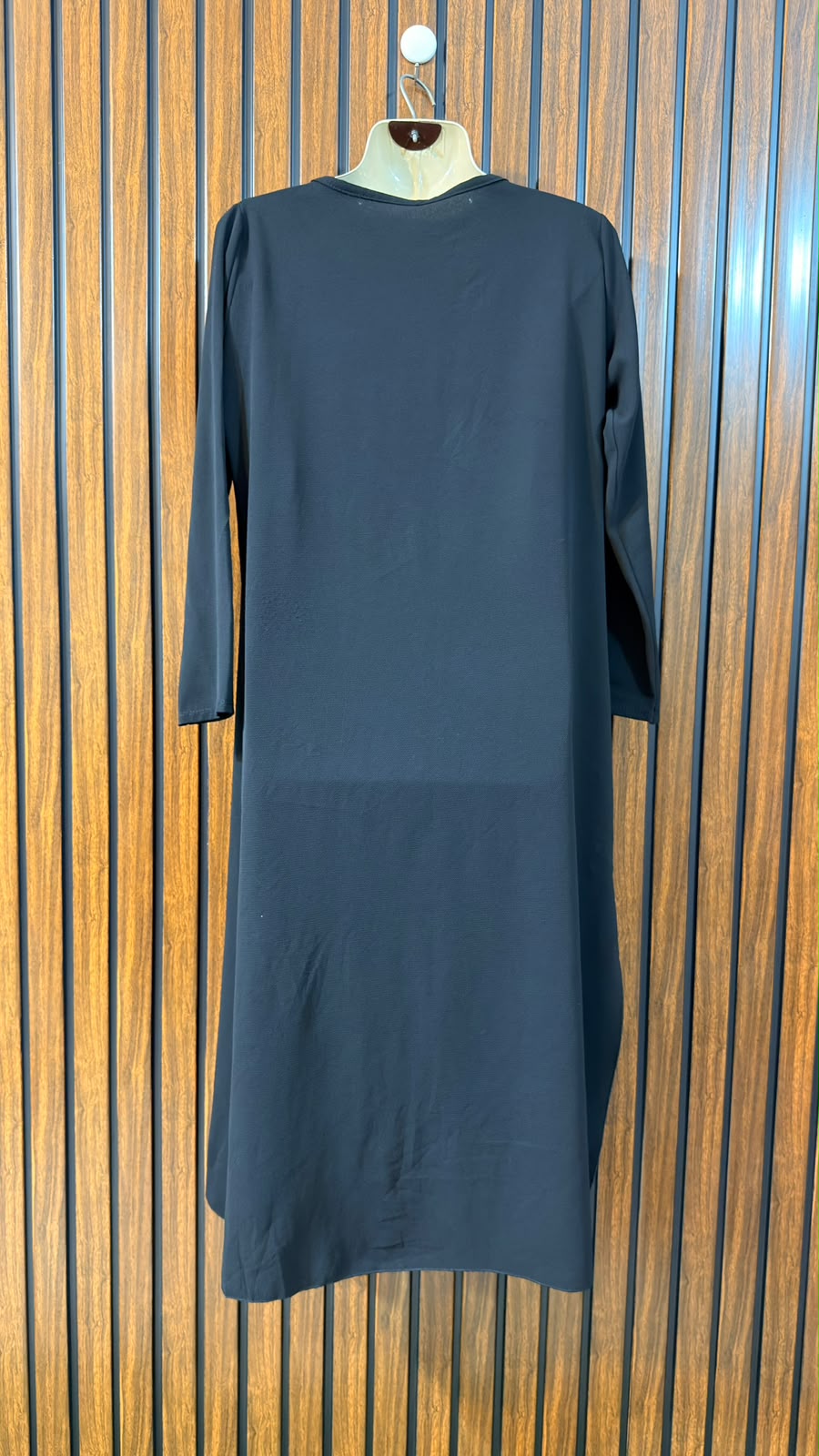 Chest Small  Length 43  Fabric Chiffon Western Branded Womens Gowns