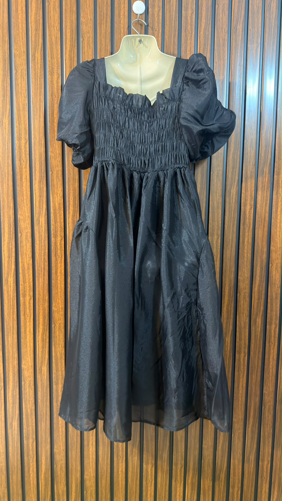 Chest 22  Length 42  Fabric Silk Branded Womens Long Maxi