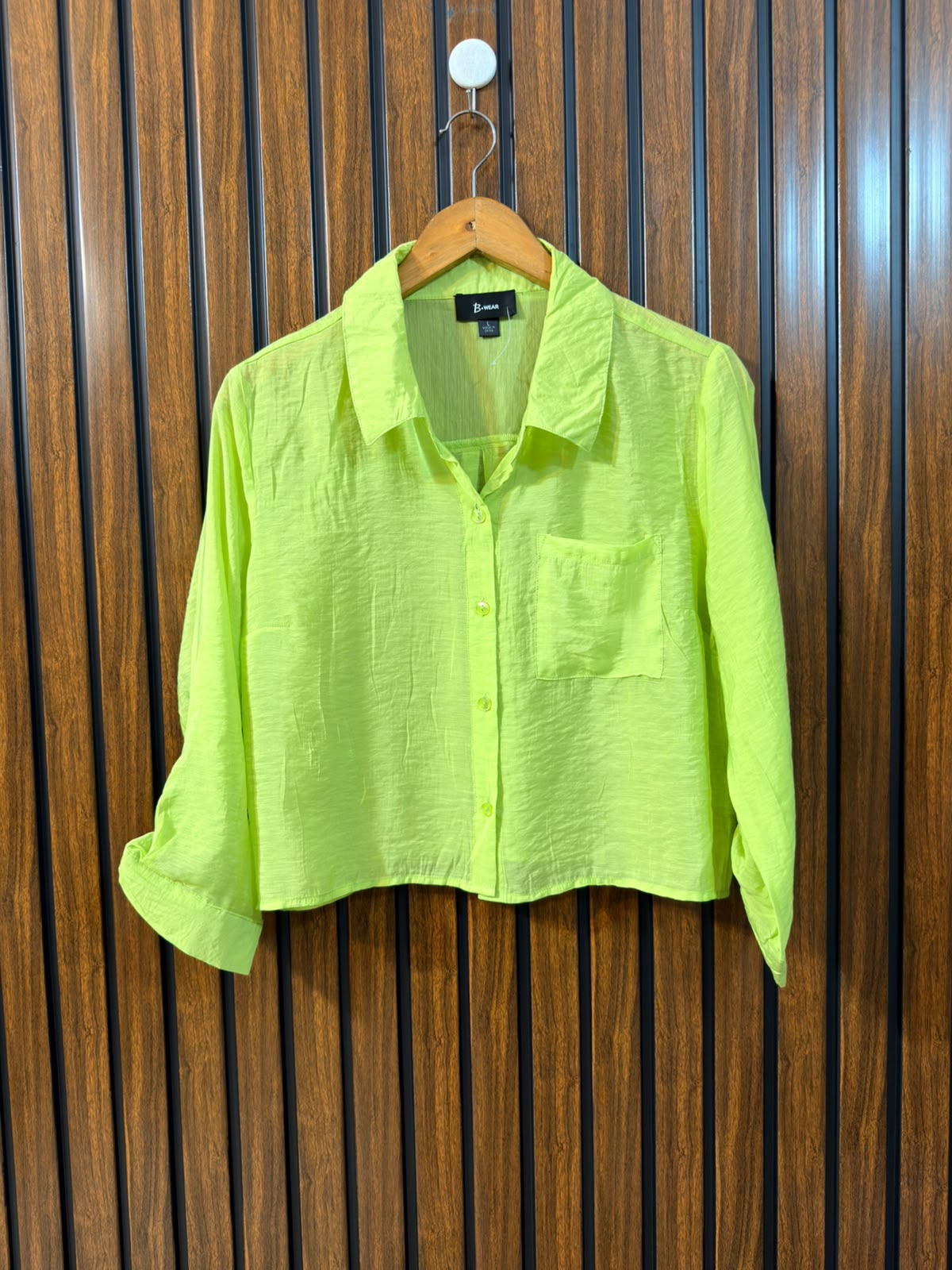 Chest 20  Length 18  Fabric Silk Branded Ladies Western Full Sleeve Top