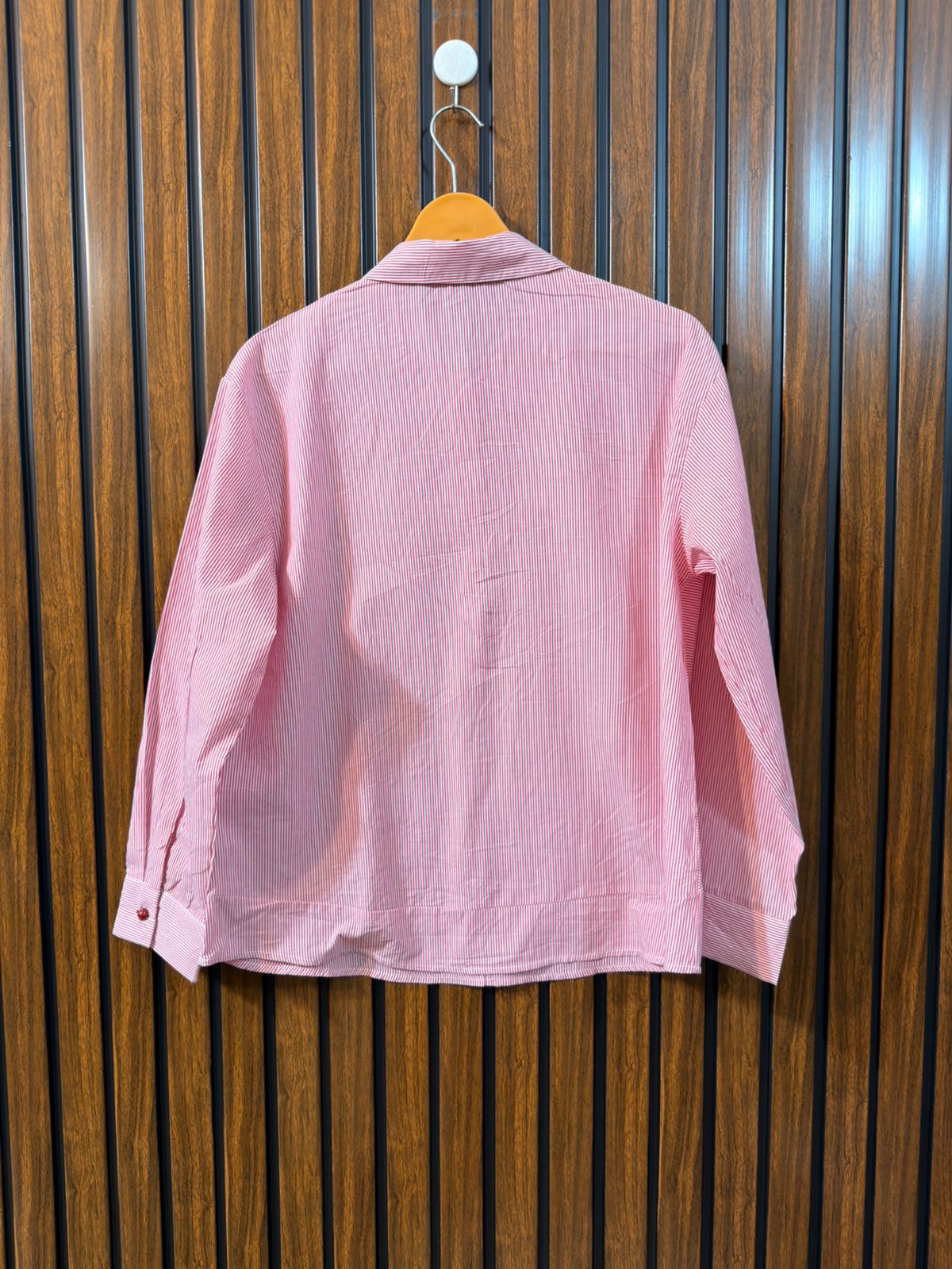 Chest 19  Length 24  Fabric Cotton Western Branded Ladies Full Sleeve Top
