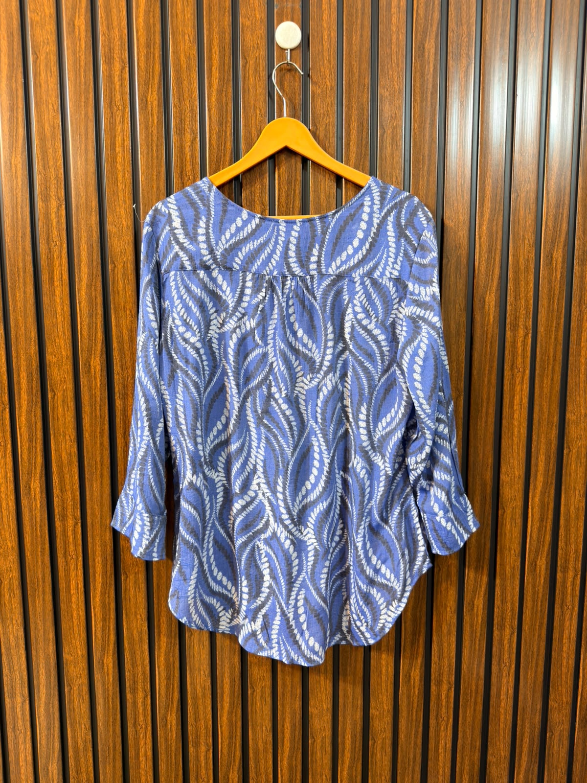 Chest 21  Length 27 to 28  Fabric Cotton Silk Western Women’s Full Sleeve Wear