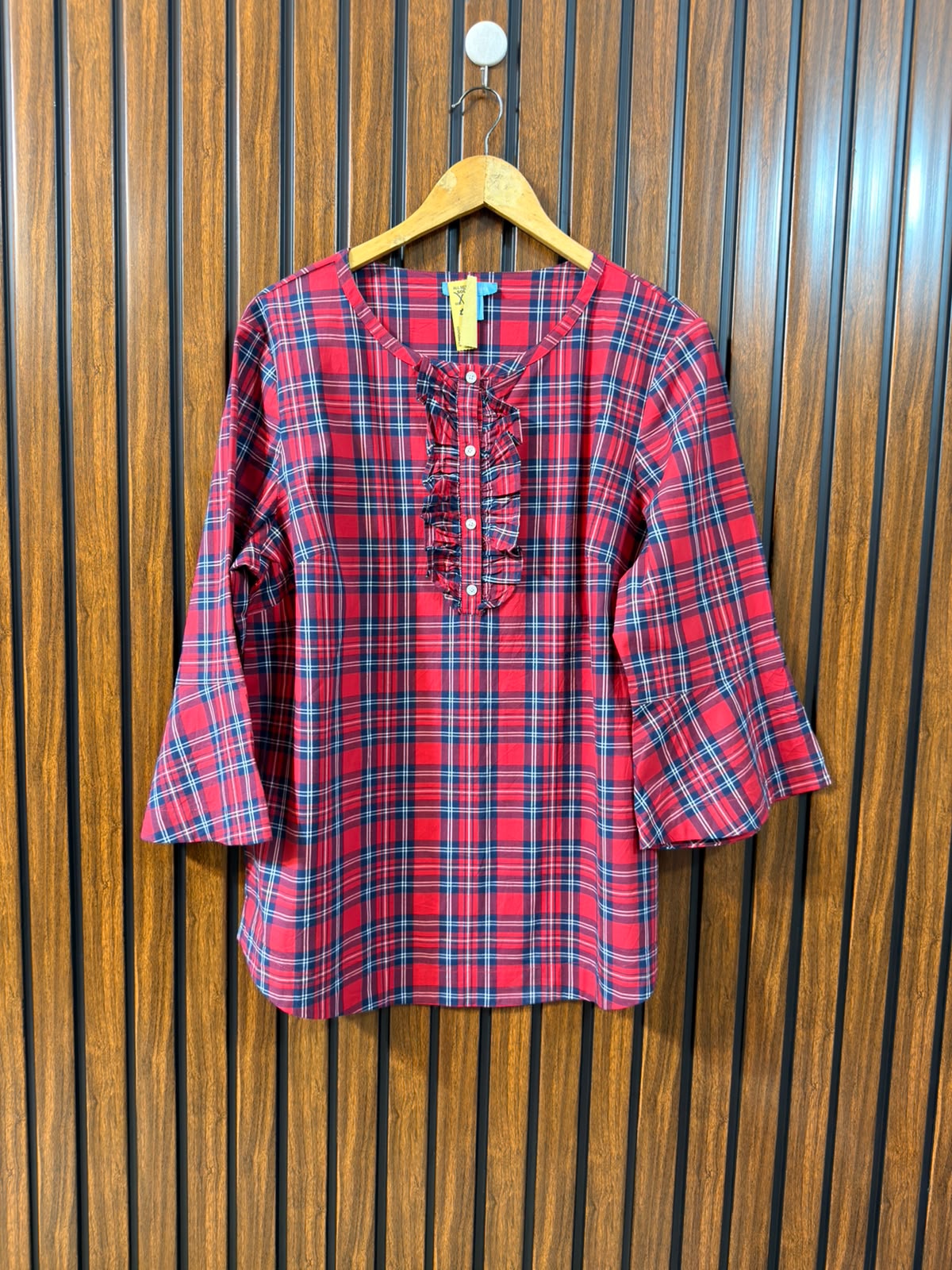 Chest 22  Length 28  Fabric Cotton Silk Ladies Western Branded Full Sleeve Top