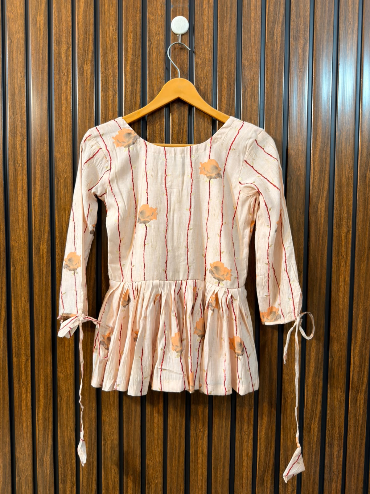 Chest 15  Length 22  Fabric Cotton Silk Branded Women’s Full Sleeve Top