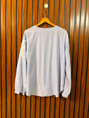 Chest 21  Length 27  Fabric Linen Branded Western Women’s Full Sleeve Top