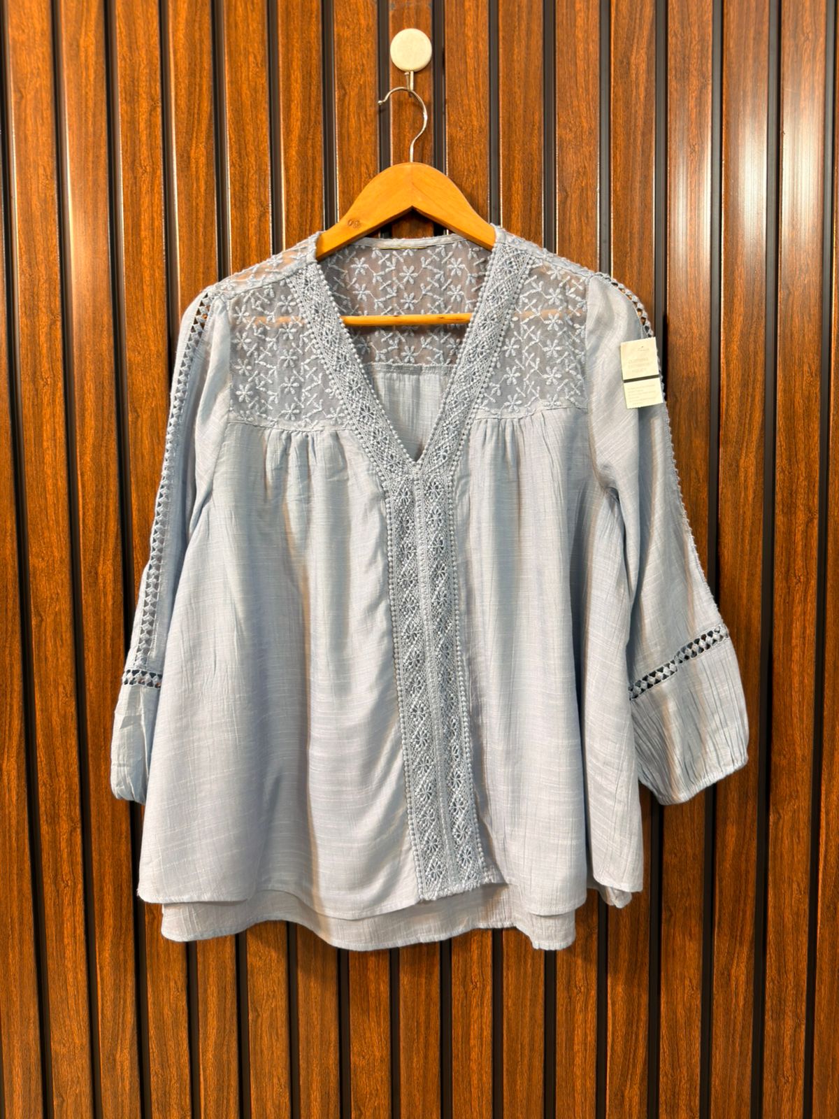 Chest 22  Length 25 to 26  Fabric Silk Women’s Branded Full Sleeve Collection