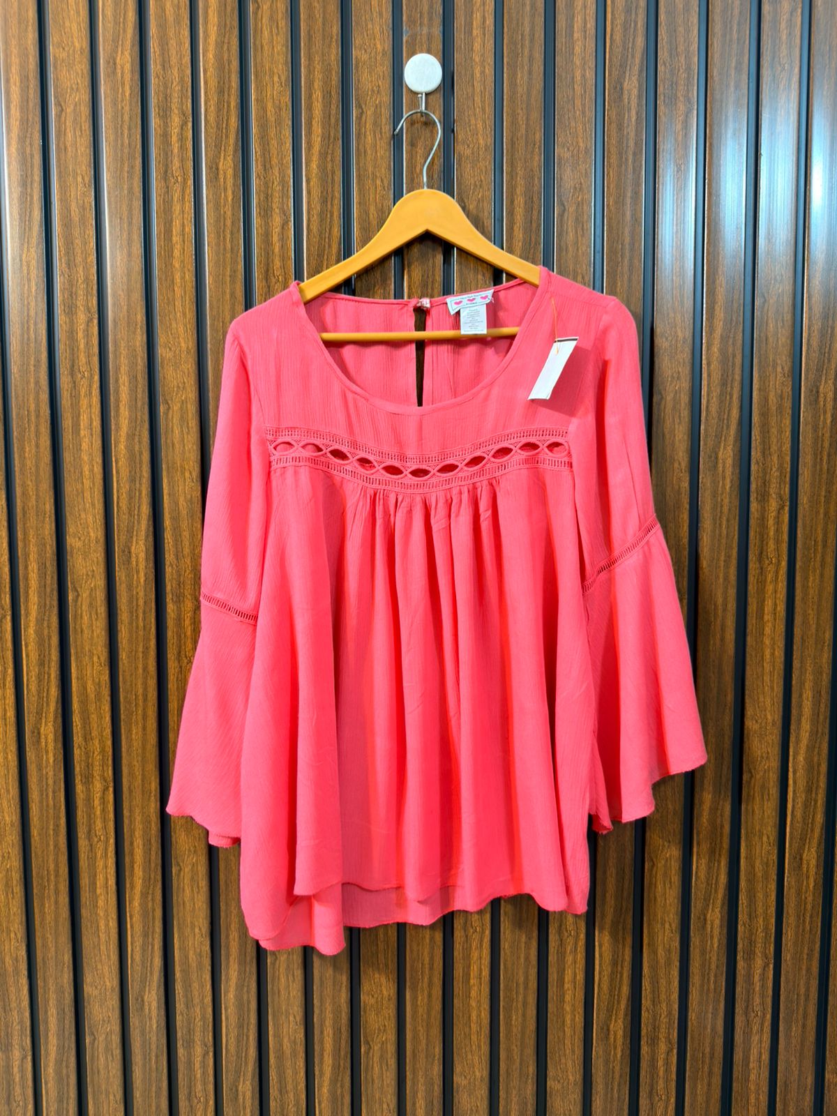 Chest 20  Length 25 to 27  Fabric Rayon Western Ladies Full Sleeve Top Collection