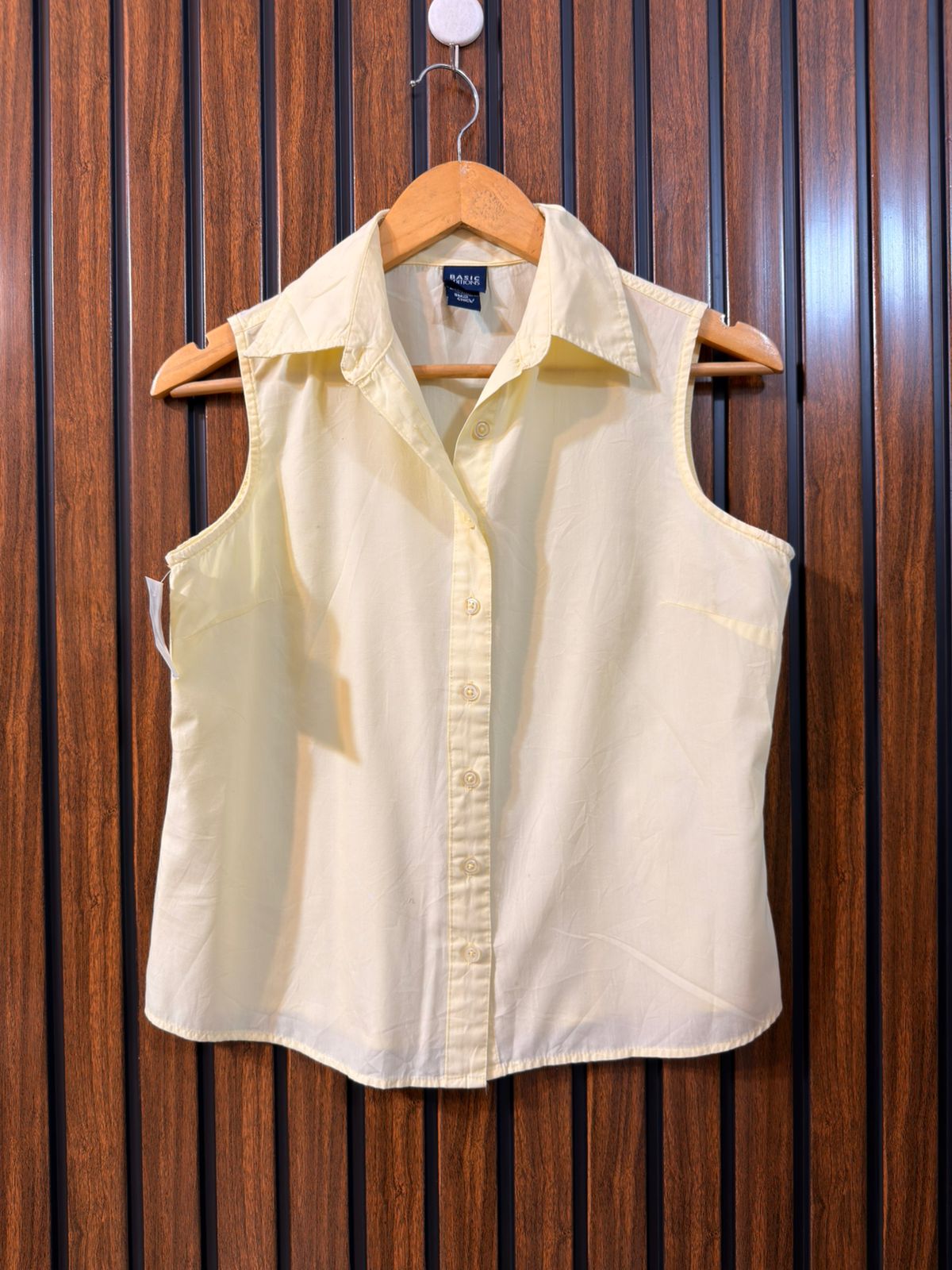 Chest 18  Length 20  Front Cotton Silk Womens Sleeveless Summer Wear Top