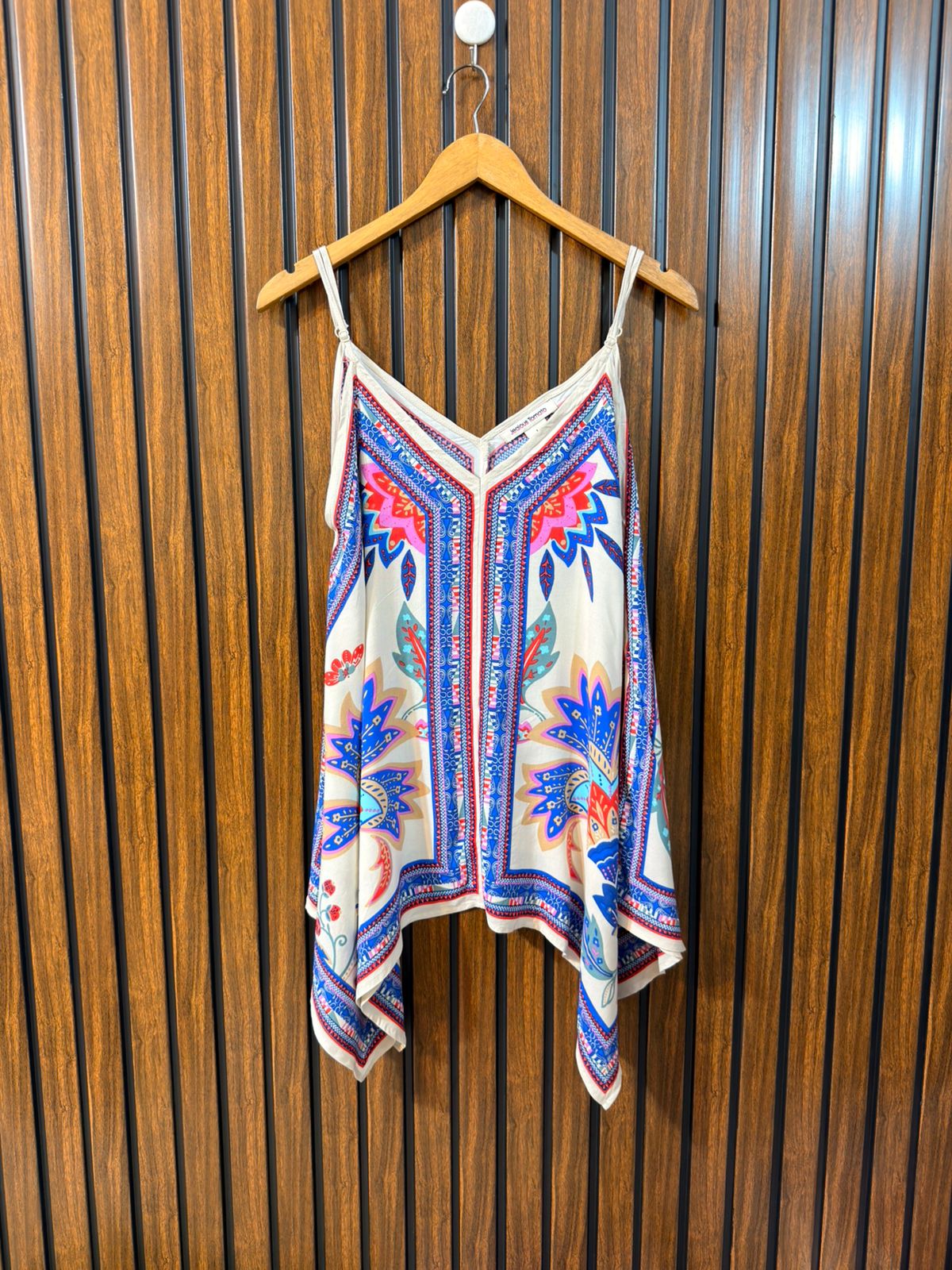 Chest 18  Length 23  Fabric Linen Womens Western Summer Wear Top