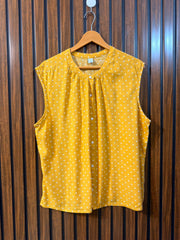 Chest 23  Length 25  Fabric Rayon Branded Ladies Sleeveless Top