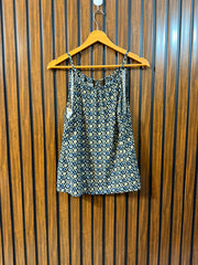 Chest 20  Length 23  Fabric Linen Branded Womens Top