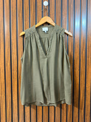 Chest 21  Length 24 to 25  Fabric Rayon Western Branded Ladies Top