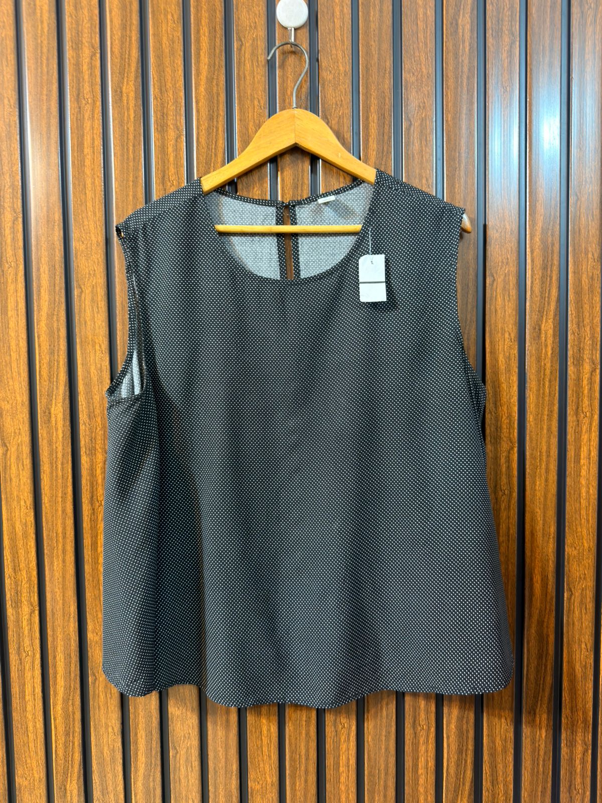 Chest 23  Length 25  Fabric Linen Womens Sleeveless Summer Top