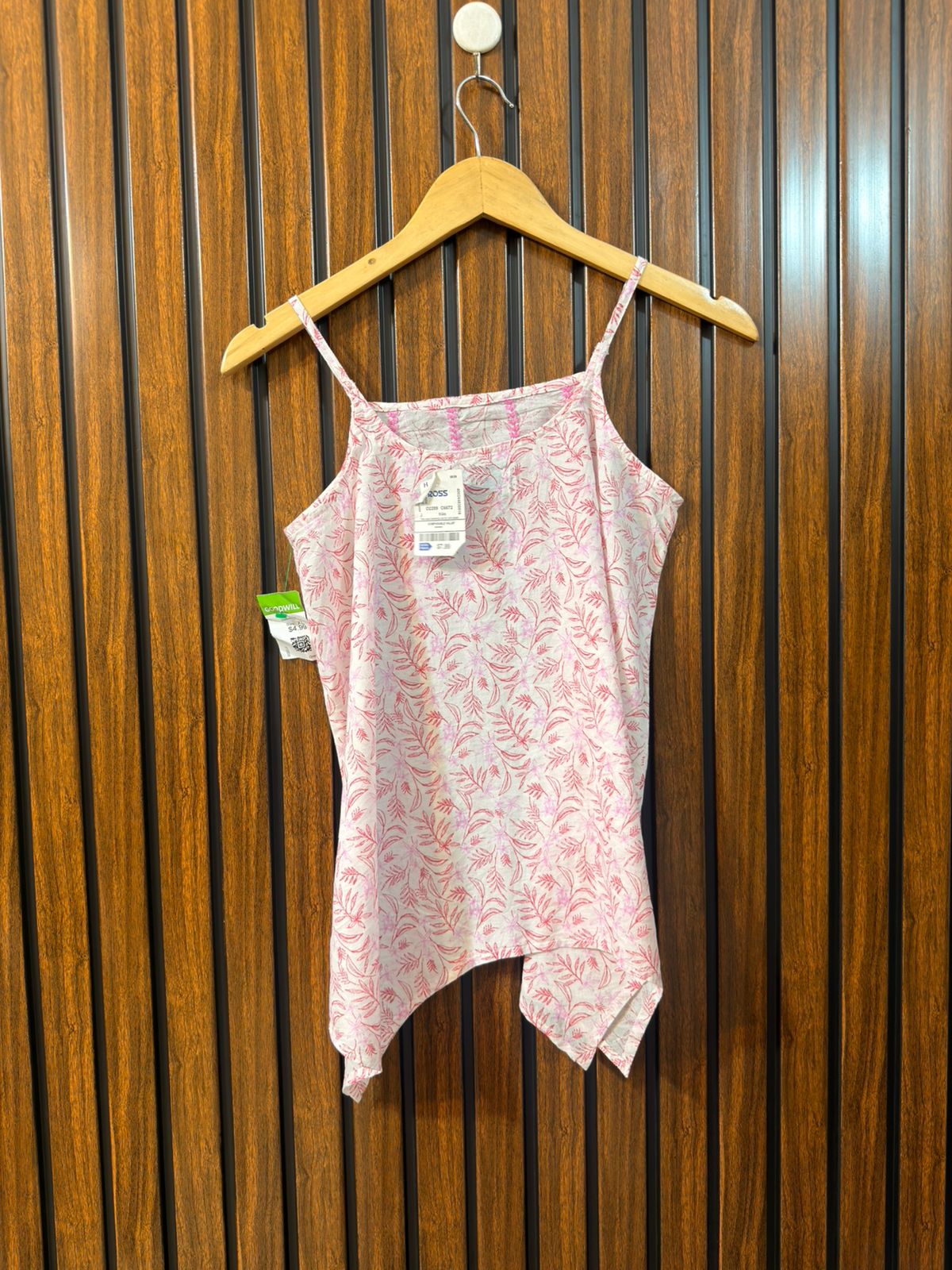 Chest 16  Length 24  Fabric Cotton Womens Western Sleeveless Top