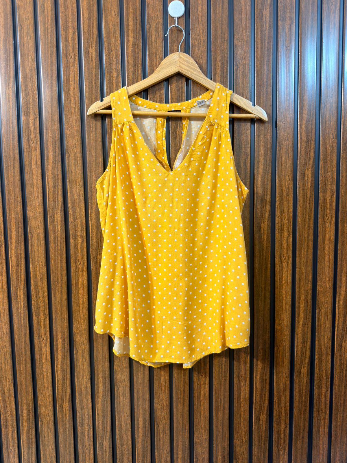 Chest 20  Length 27  Fabric Linen Womens Summer Collection Sleeveless Top