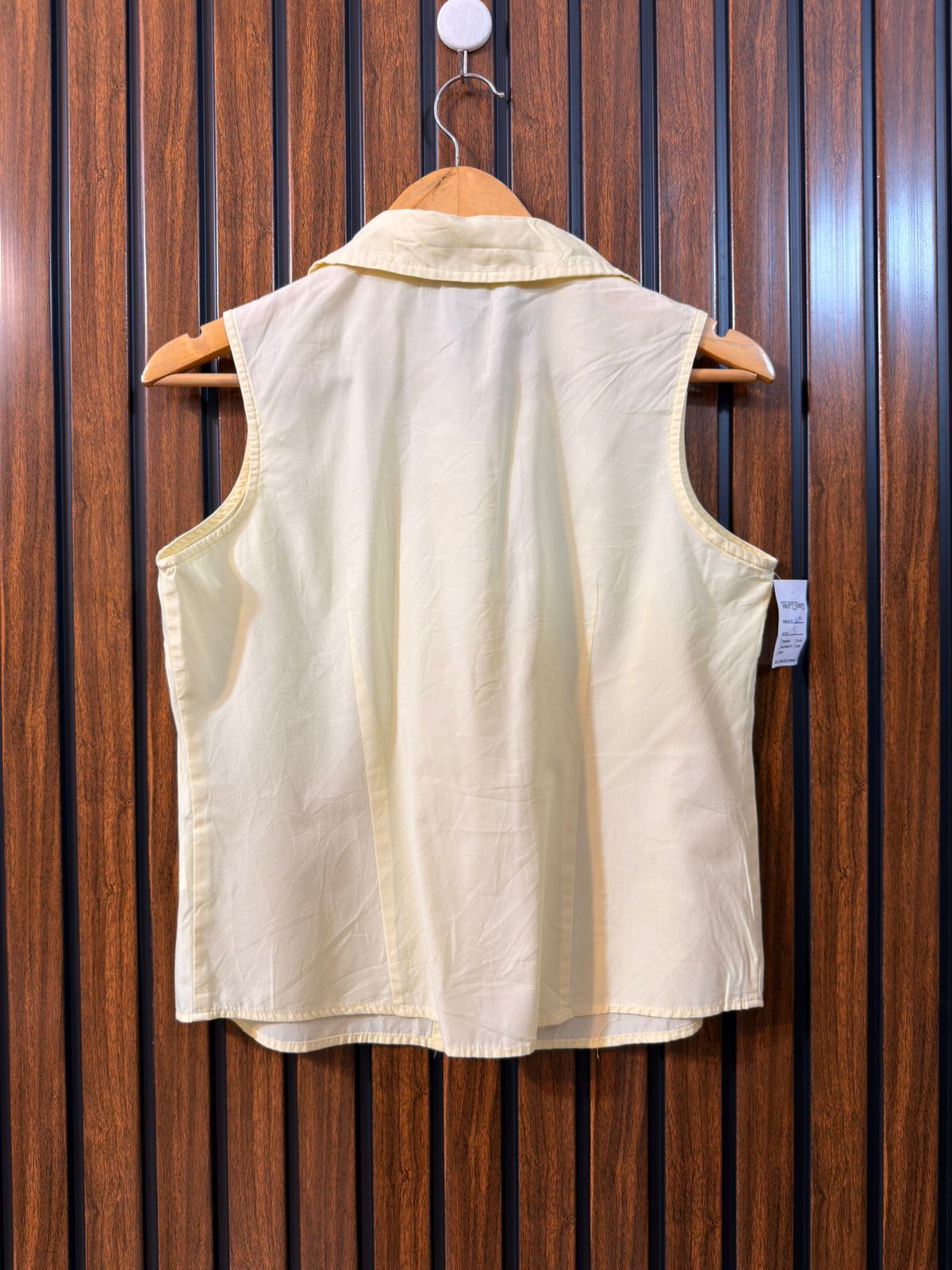 Chest 18  Length 20  Front Cotton Silk Womens Sleeveless Summer Wear Top