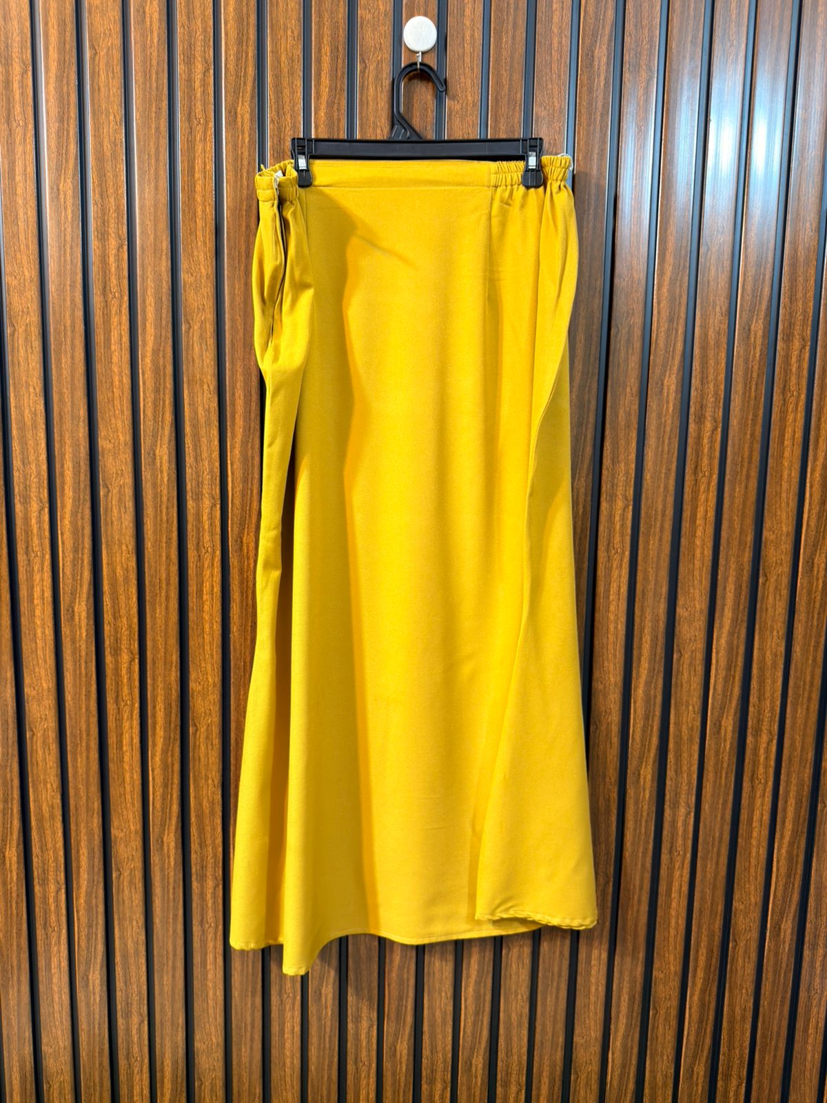 Waist 38  Length 39  Fabric Rayon Women Skirt Collection
