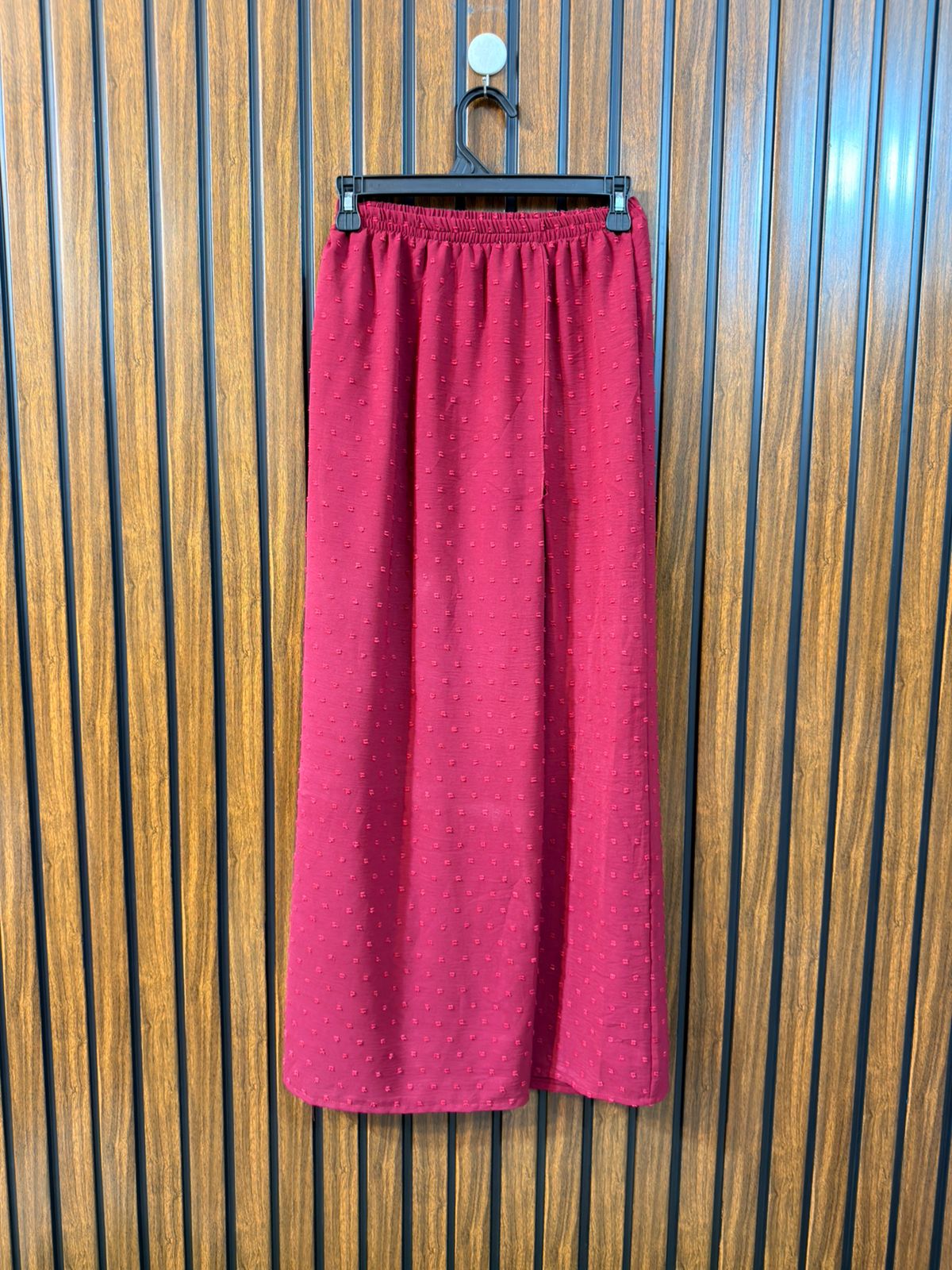 Waist 28  Length 37  Fabric Jorjet Branded Women Skirt