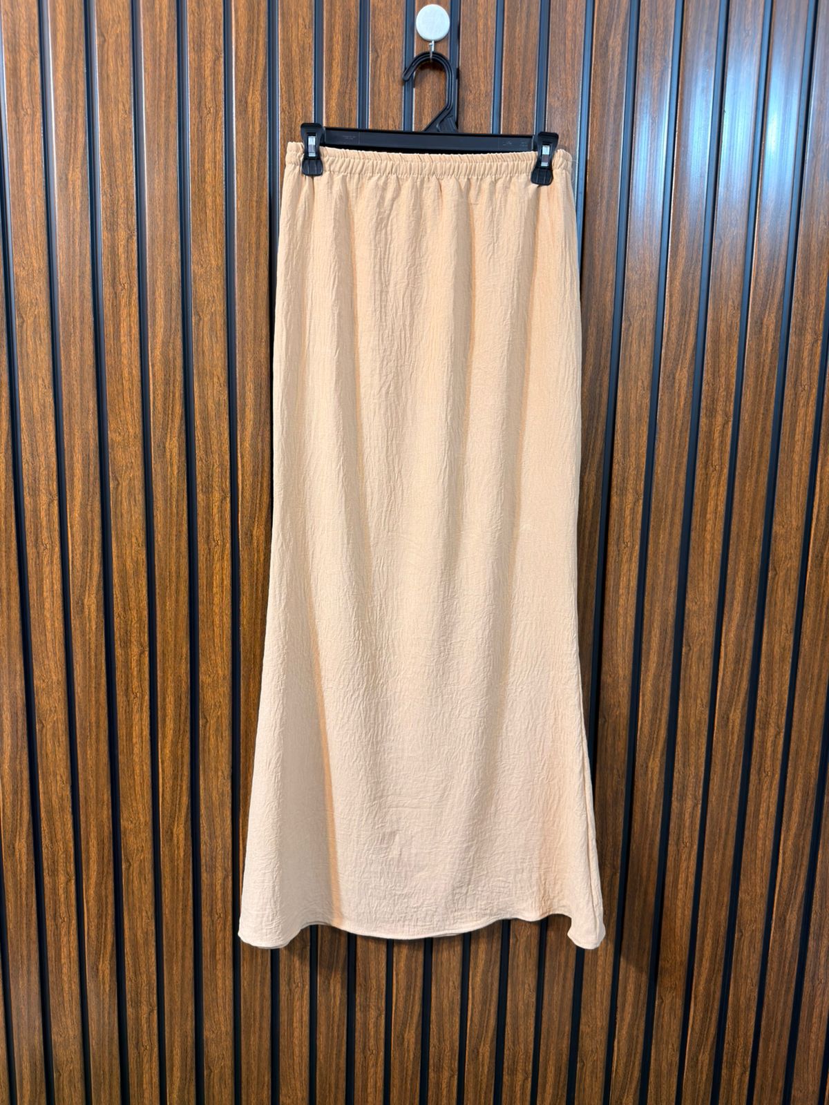 Waist 30  Length 39  Fabric Rayon Women Branded Skirt