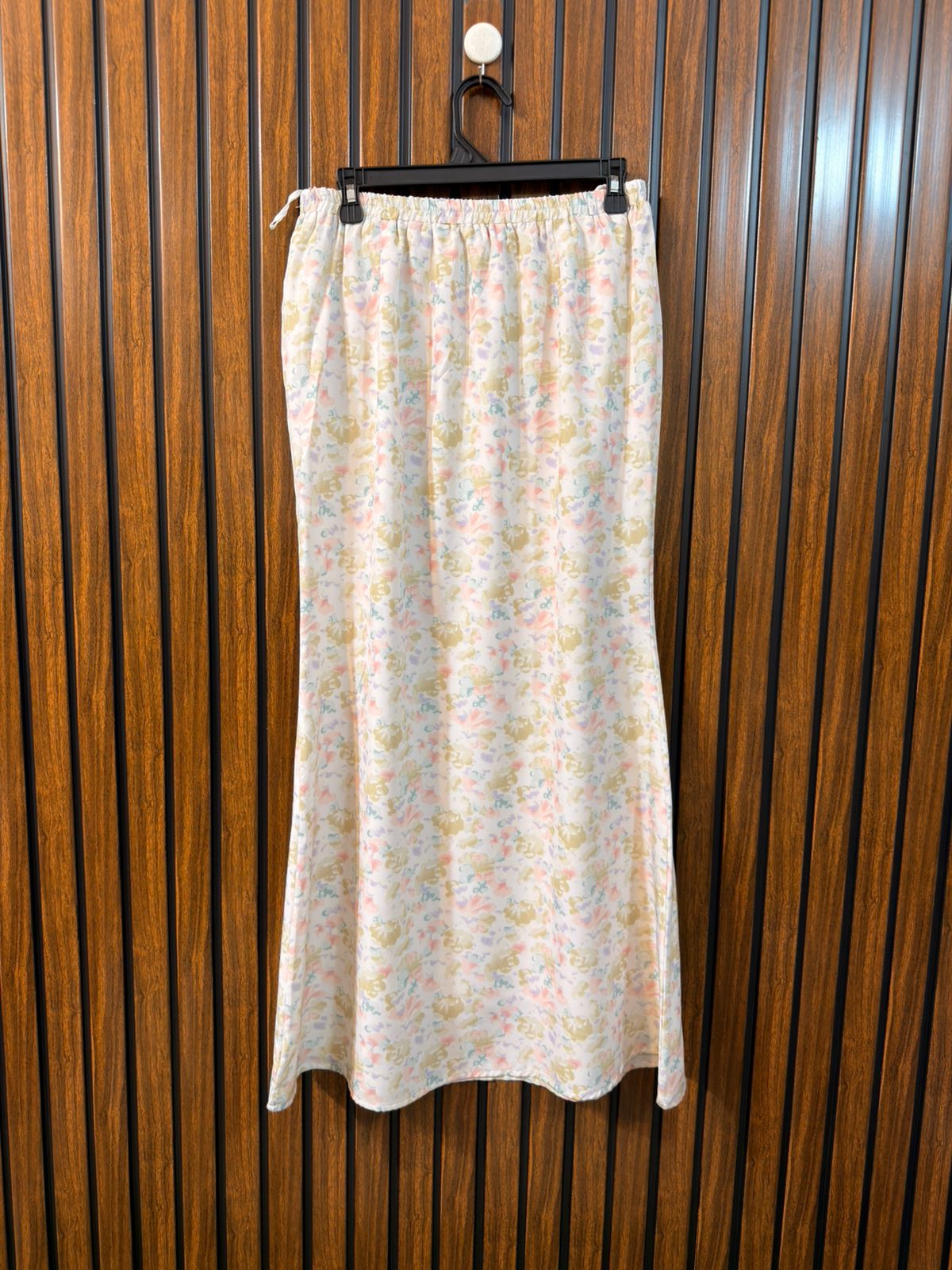 Waist 32  Length 38  Fabric Silk Branded Western Skirt