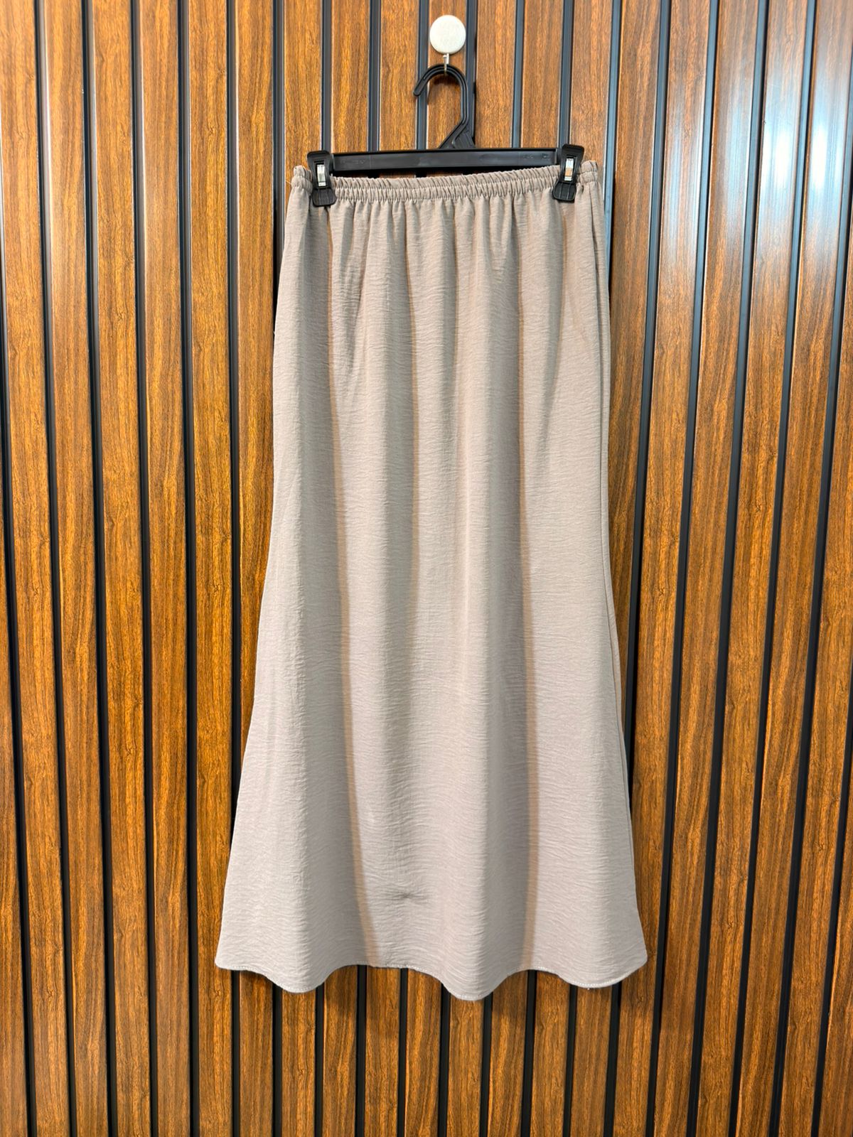 Waist 32  Length 36  Fabric Cotton Silk Branded Women Skirt