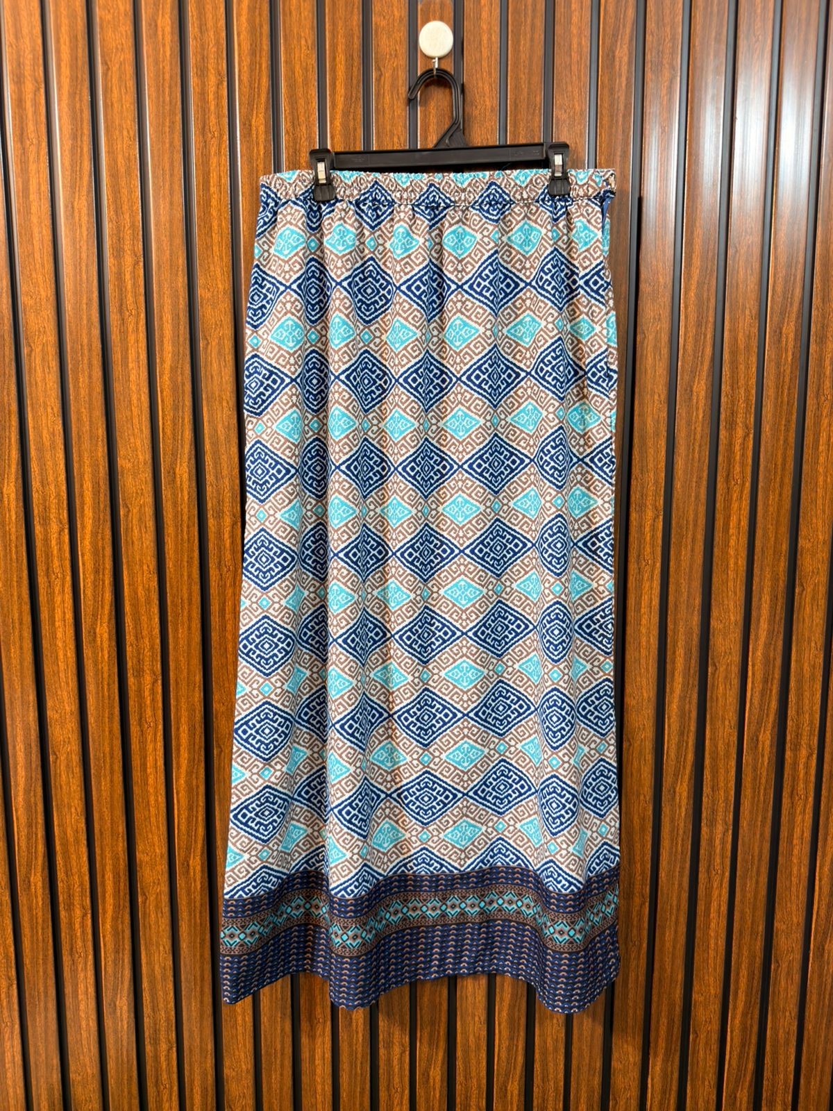 Waist 36  Length 39  Fabric Rayon Western Branded Women Skirt