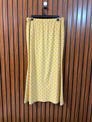 Waist 38  Length 37  Fabric Cotton Silk Women Skirt