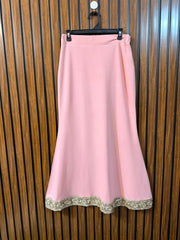 Waist 32  Length 39  Fabric Silk Jersey Western Skirt Collection