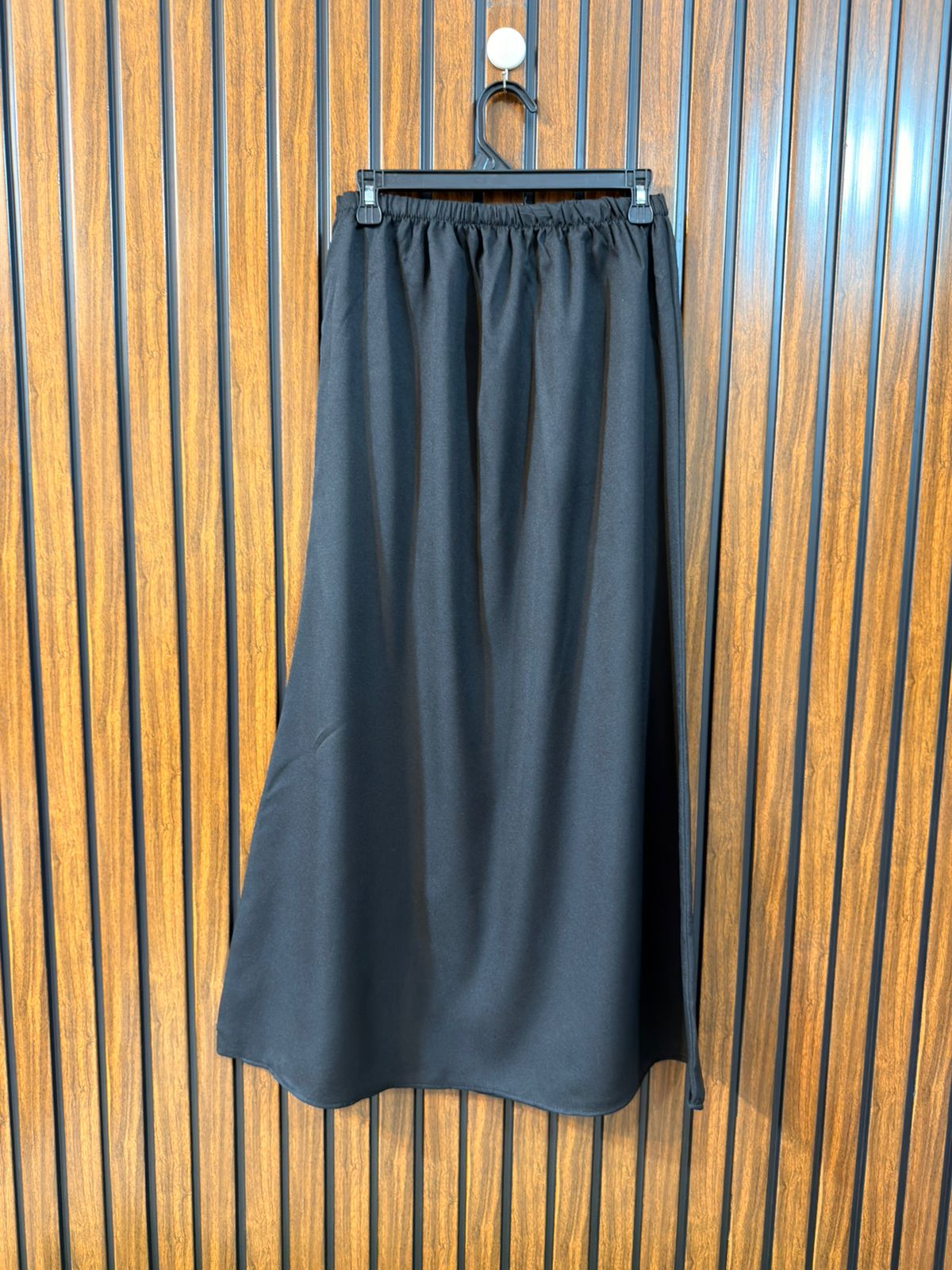 Waist 32  Length 37  Fabric Silk Western Branded Ladies Skirt