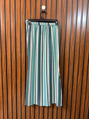 Waist 26  Length 34  Fabric Rayon Branded Ladies Skirt
