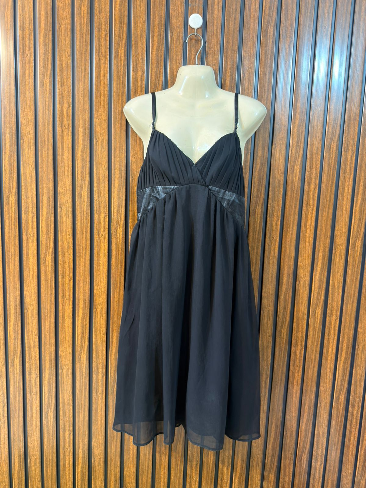 Chest 17  Length 38  Fabric Chiffon Branded Women’s Party Wear