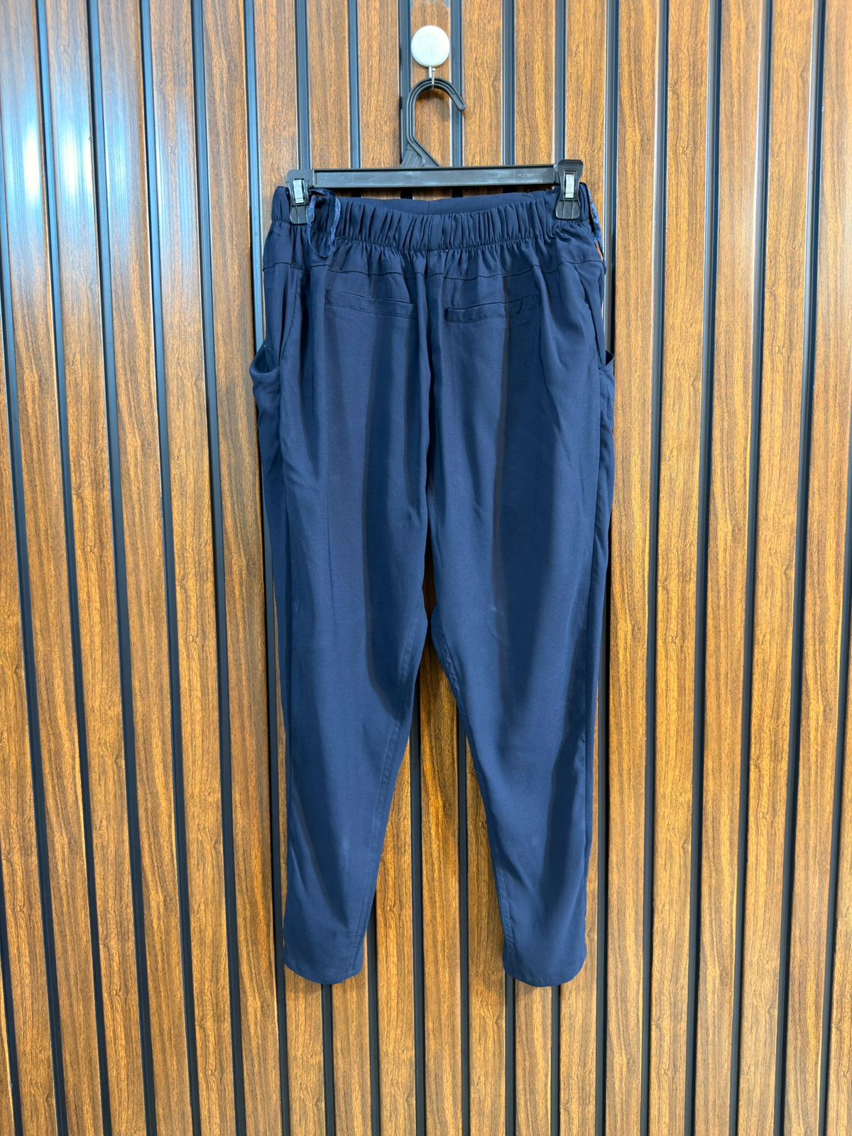 Waist 28  Length 31  Fabric Silk Branded Womens Trouser Collection
