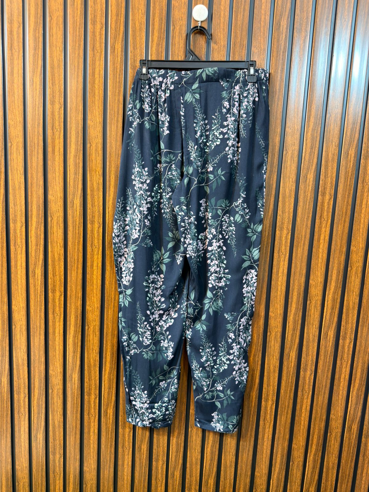 Waist 38  Length 38  Fabric Linen Western Womens Wear Trouser