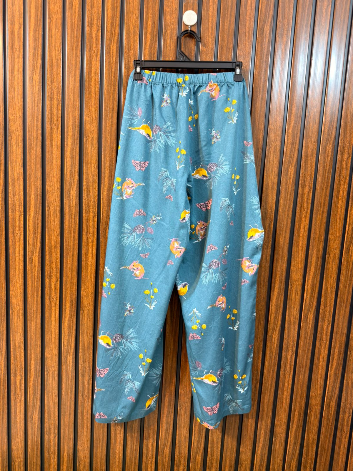 Waist 40  Length 38  Fabric Cotton Silk Womens Western Branded Trouser