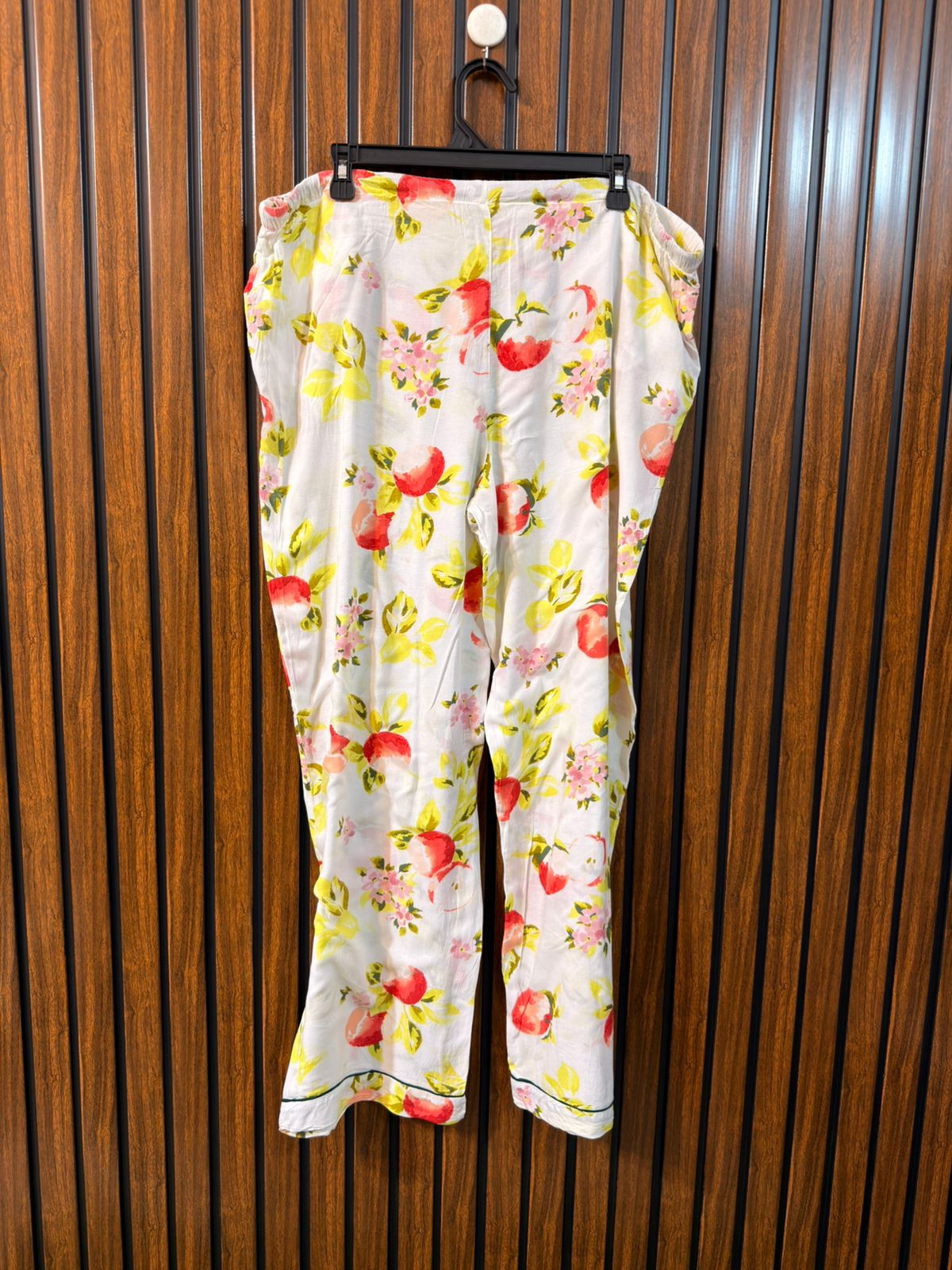 Waist 36  Length 40  Fabric Linen Branded Ladies Trouser