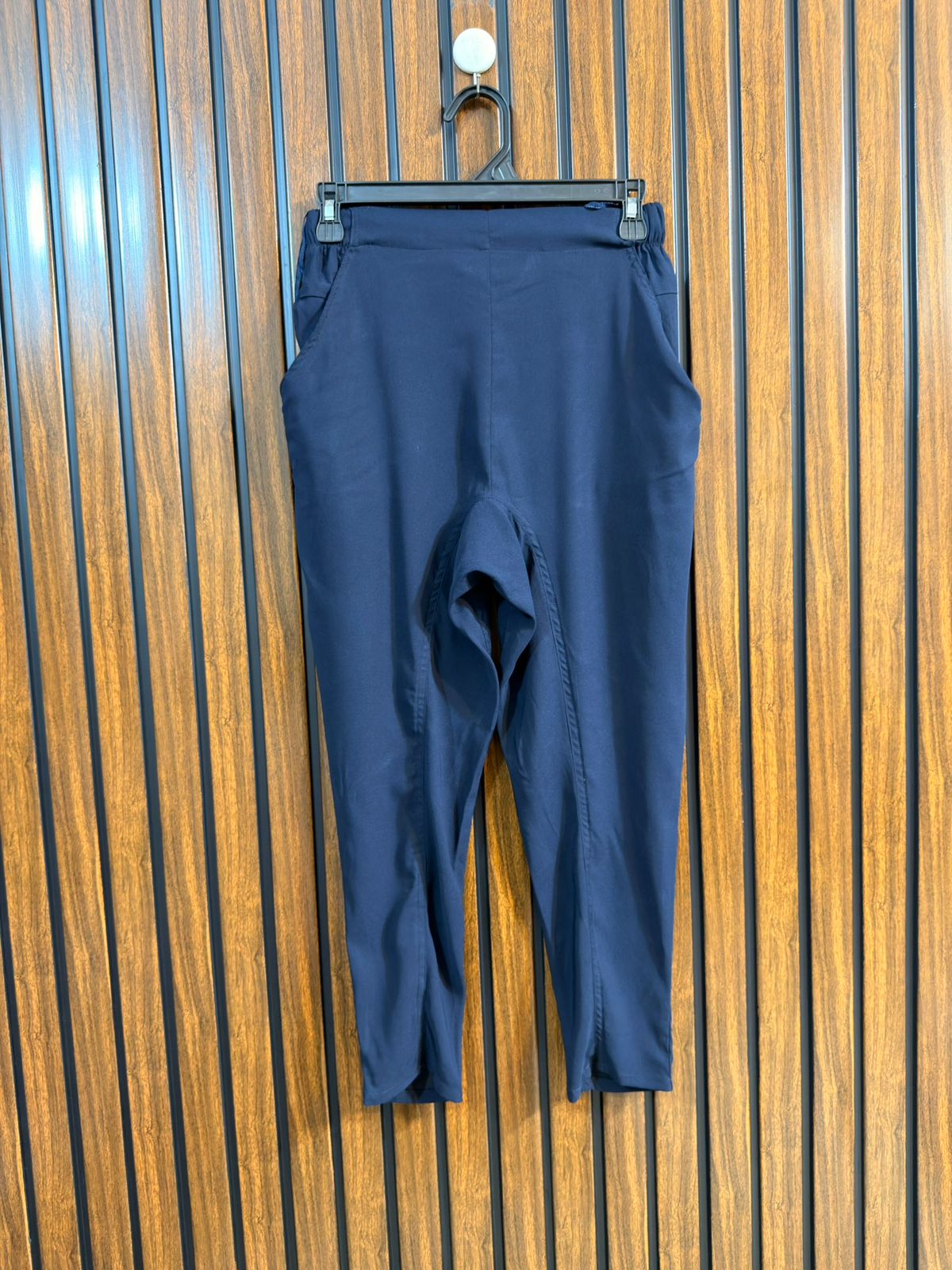 Waist 28  Length 31  Fabric Silk Branded Womens Trouser Collection