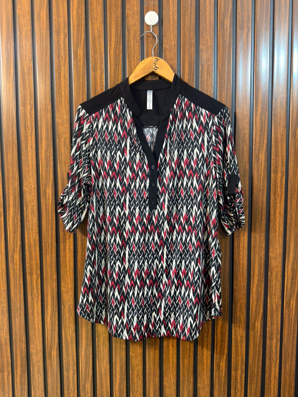 Chest 23  Length 28 Western Womens Branded T Shirt