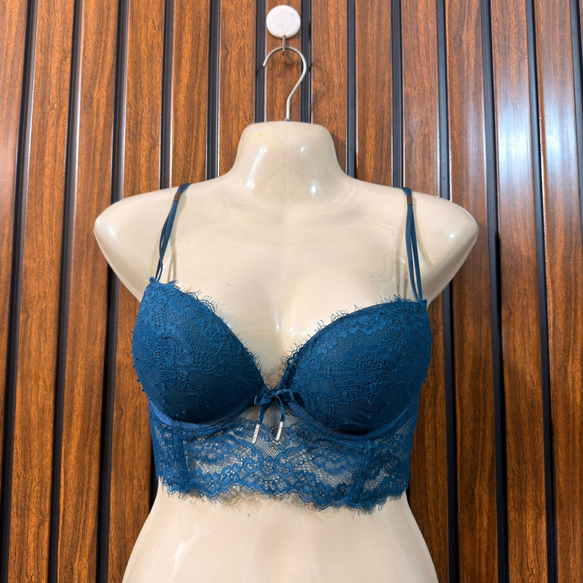 Chest Medium  Length 12 Western Women’s Innerwear
