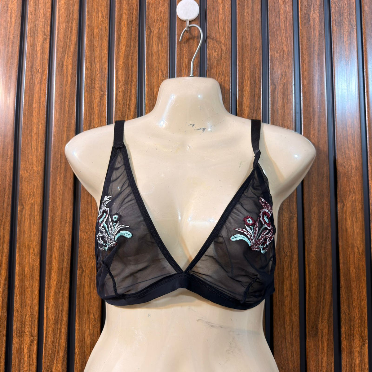 Chest Medium  Length 11 Women’s Bra Wear