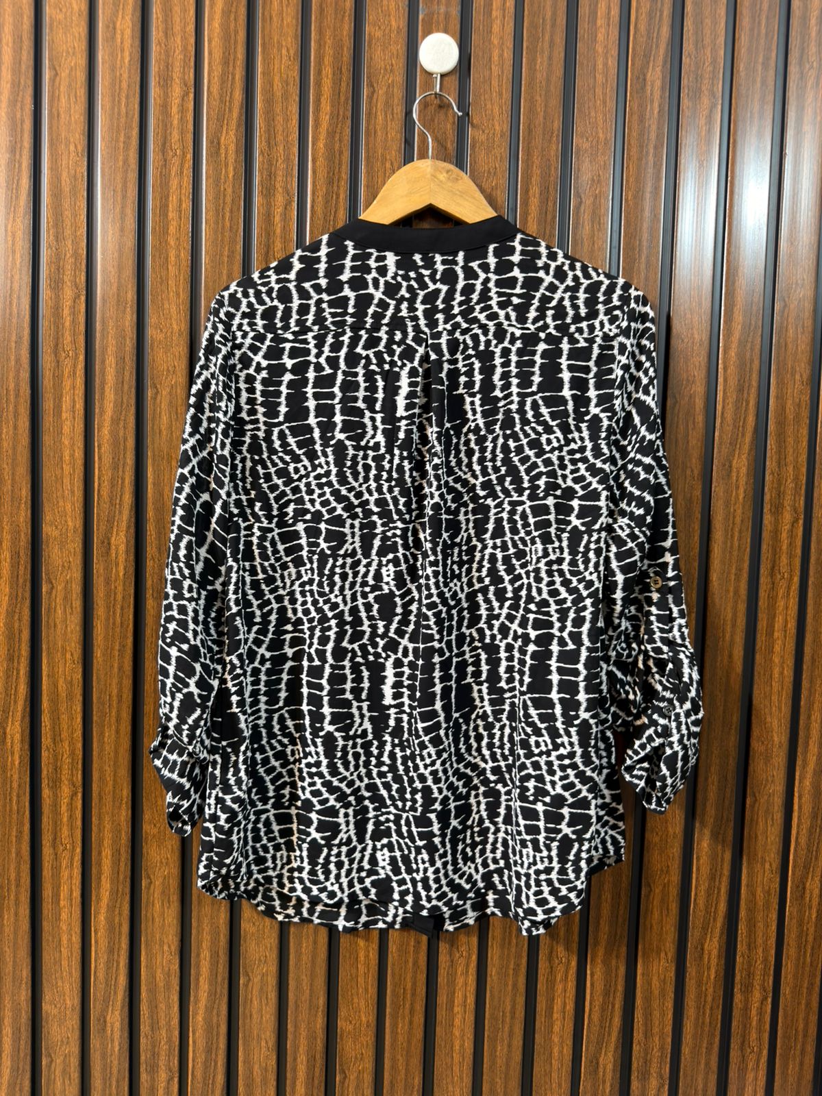 Chest 19  Length 27  Fabric Chiffon Western Branded Women’s Full Sleeve Top New Collection Online