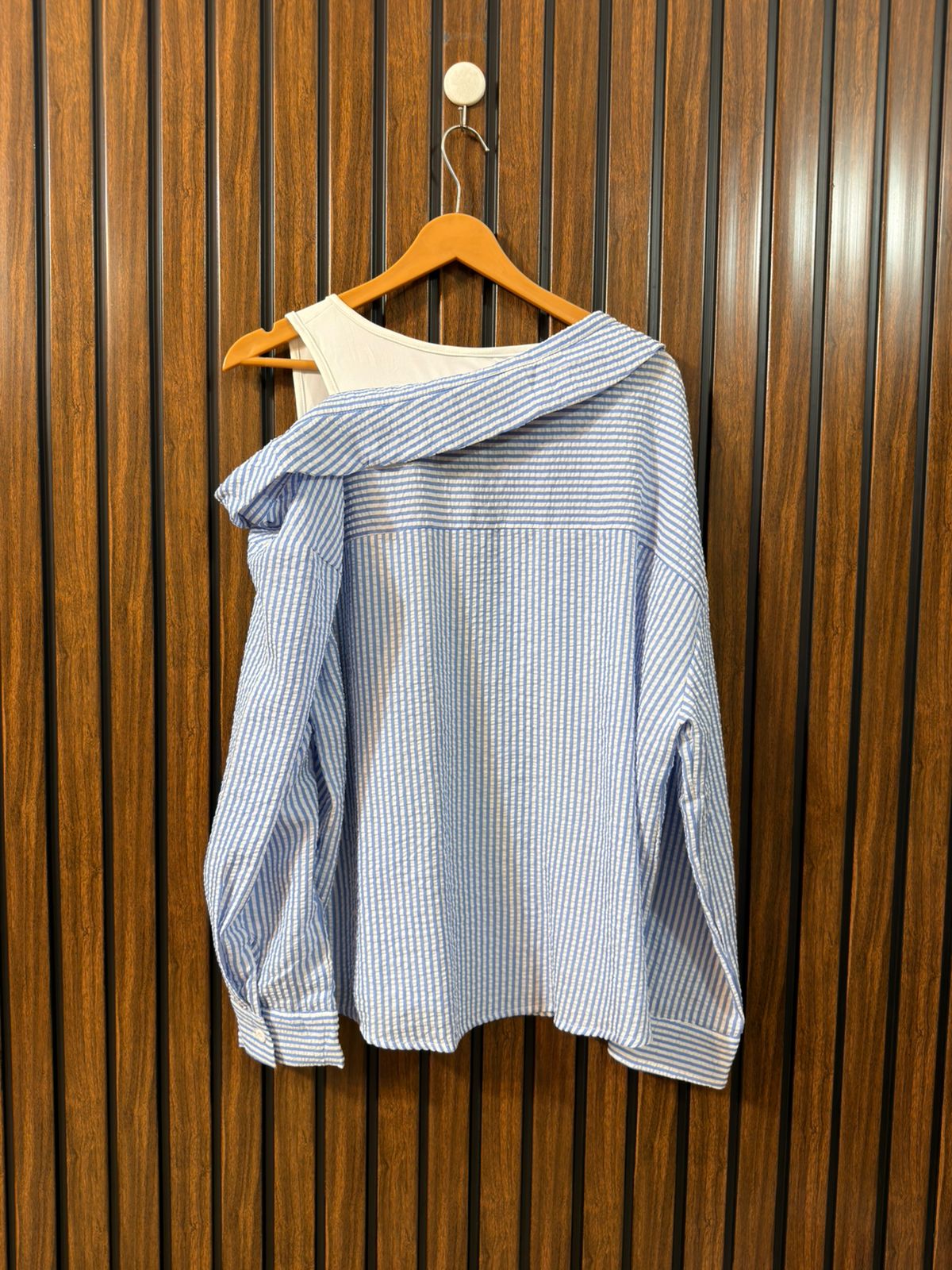 Chest 23  Length 26  Fabric Cotton Silk Western Branded Women’s Full Sleeve Top New Collection