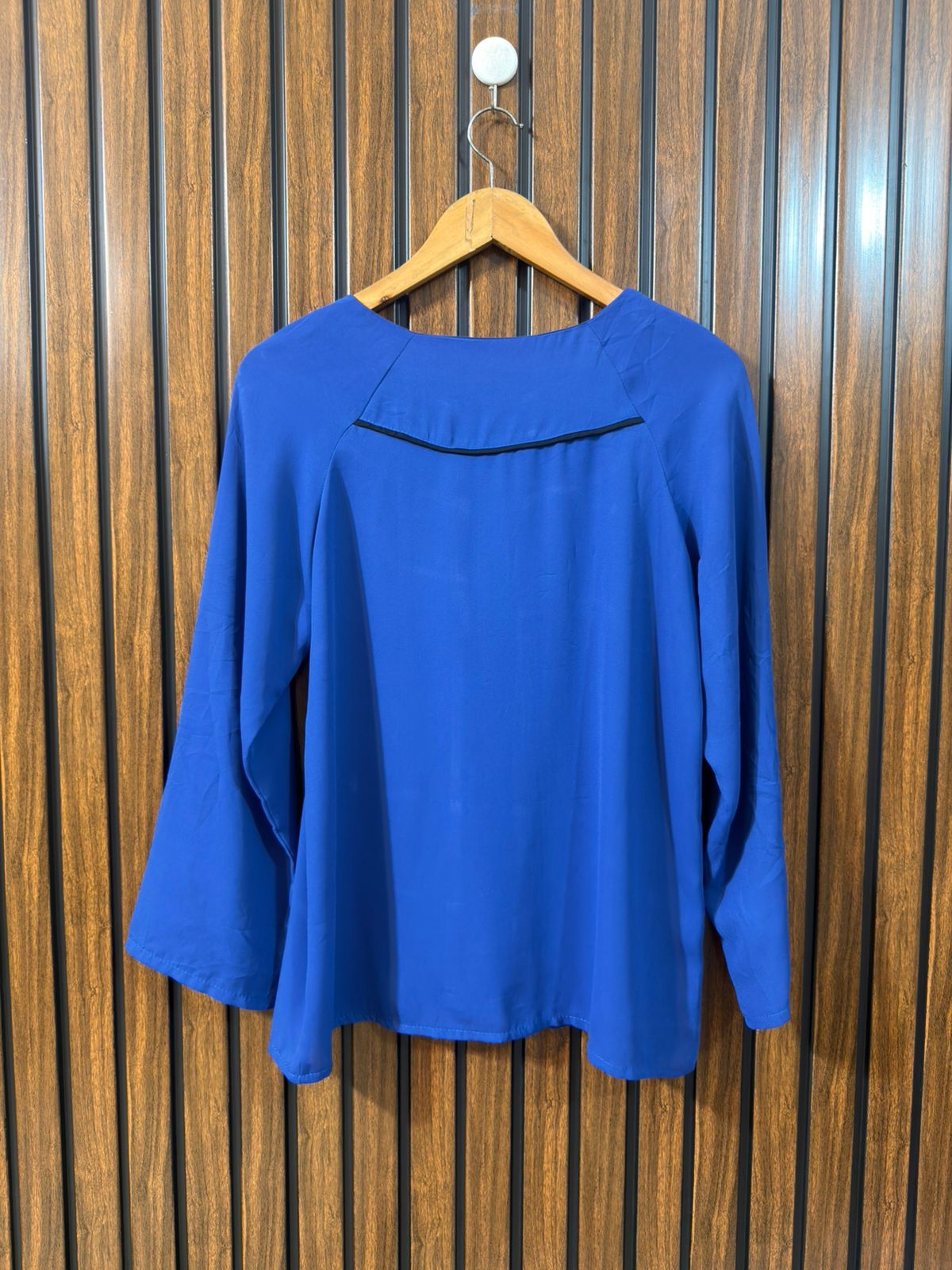 Chest 18  Length 25  Fabric Chiffon Western Branded Women’s Full Sleeve Top