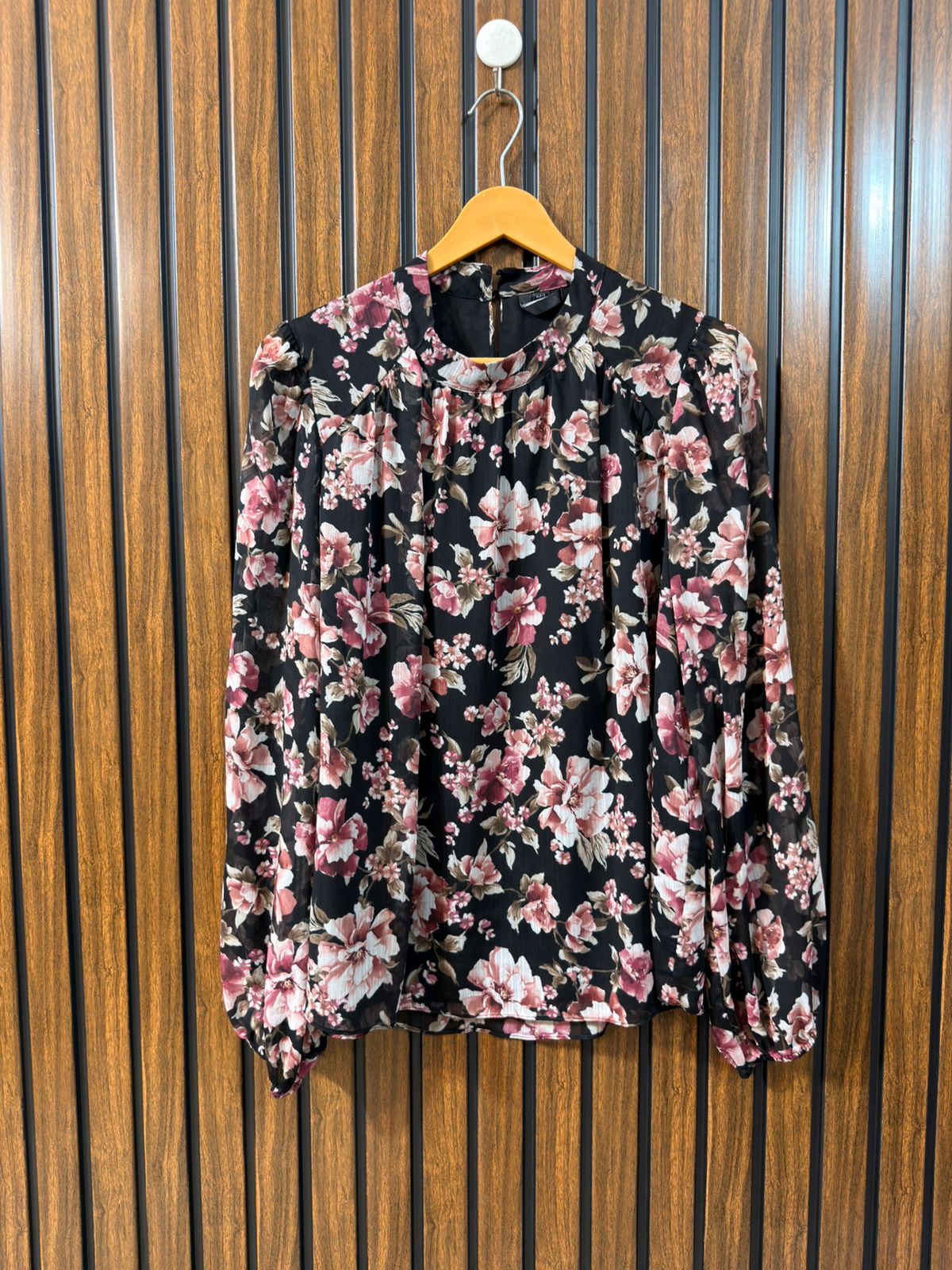 Chest 20  Length 25  Fabric Chiffon Western Branded Women’s Full Sleeve Top New Arrival Collection