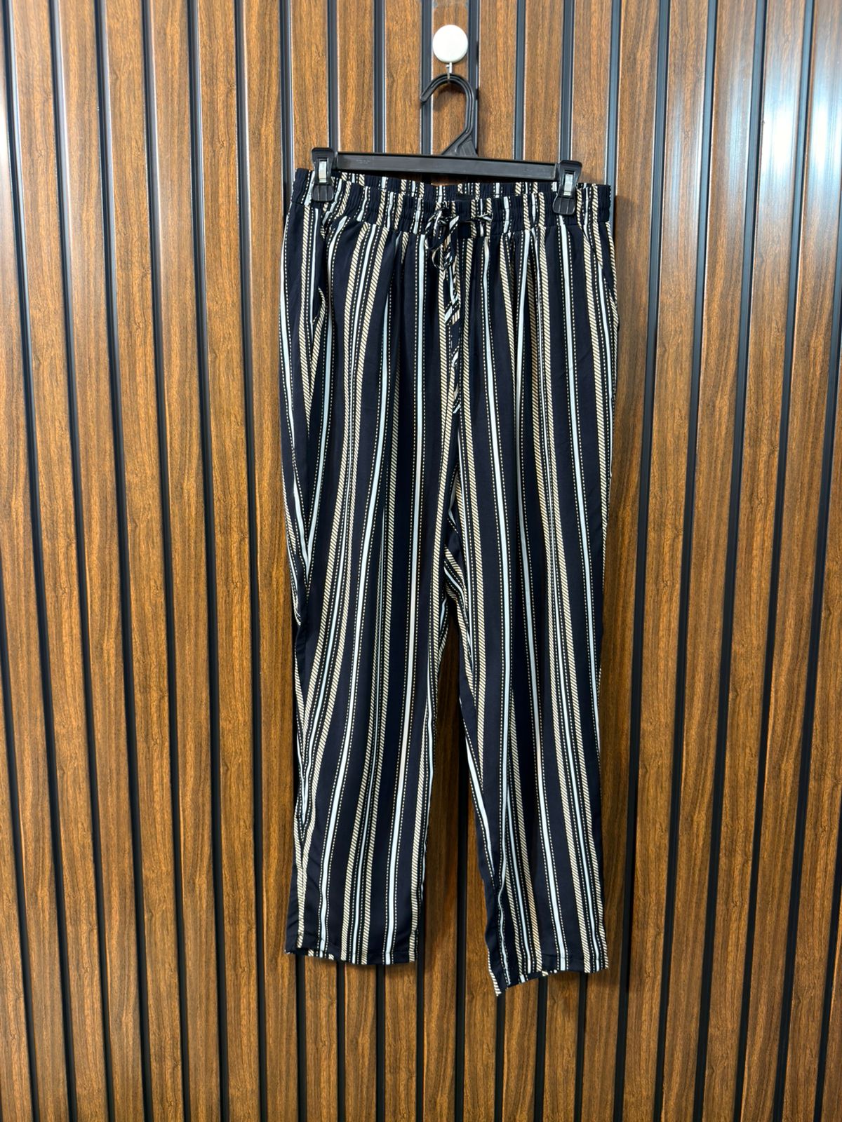 Waist 30  Length 36  Fabric Silk Women’s Everyday Trouser